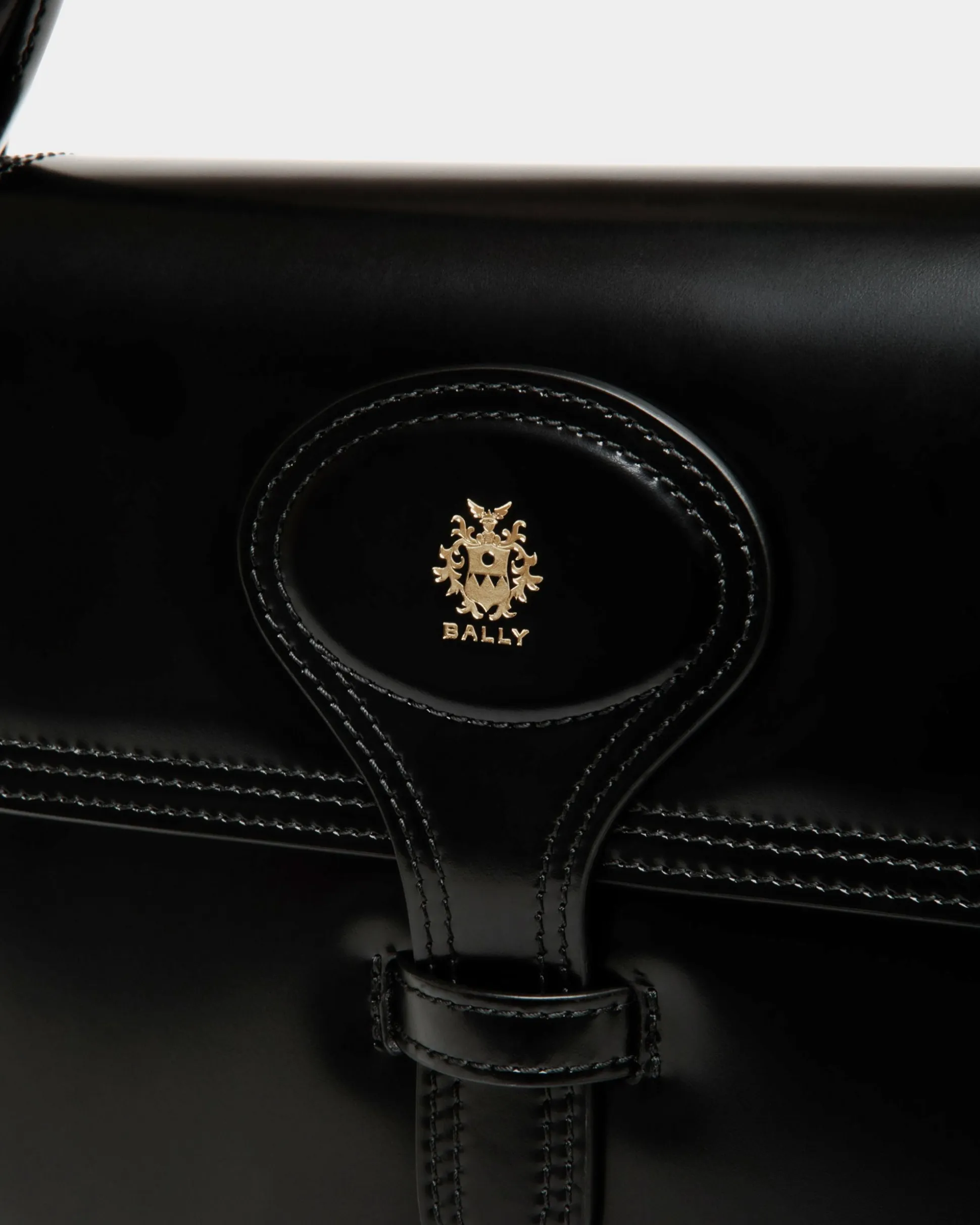 Beckett Minibag In Black Brushed Leather