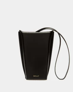 Belle Sunglasses Holder in Black Brushed Leather