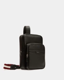 Code Slingbag in Black Leather