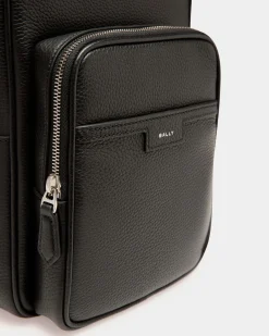 Code Slingbag in Black Leather