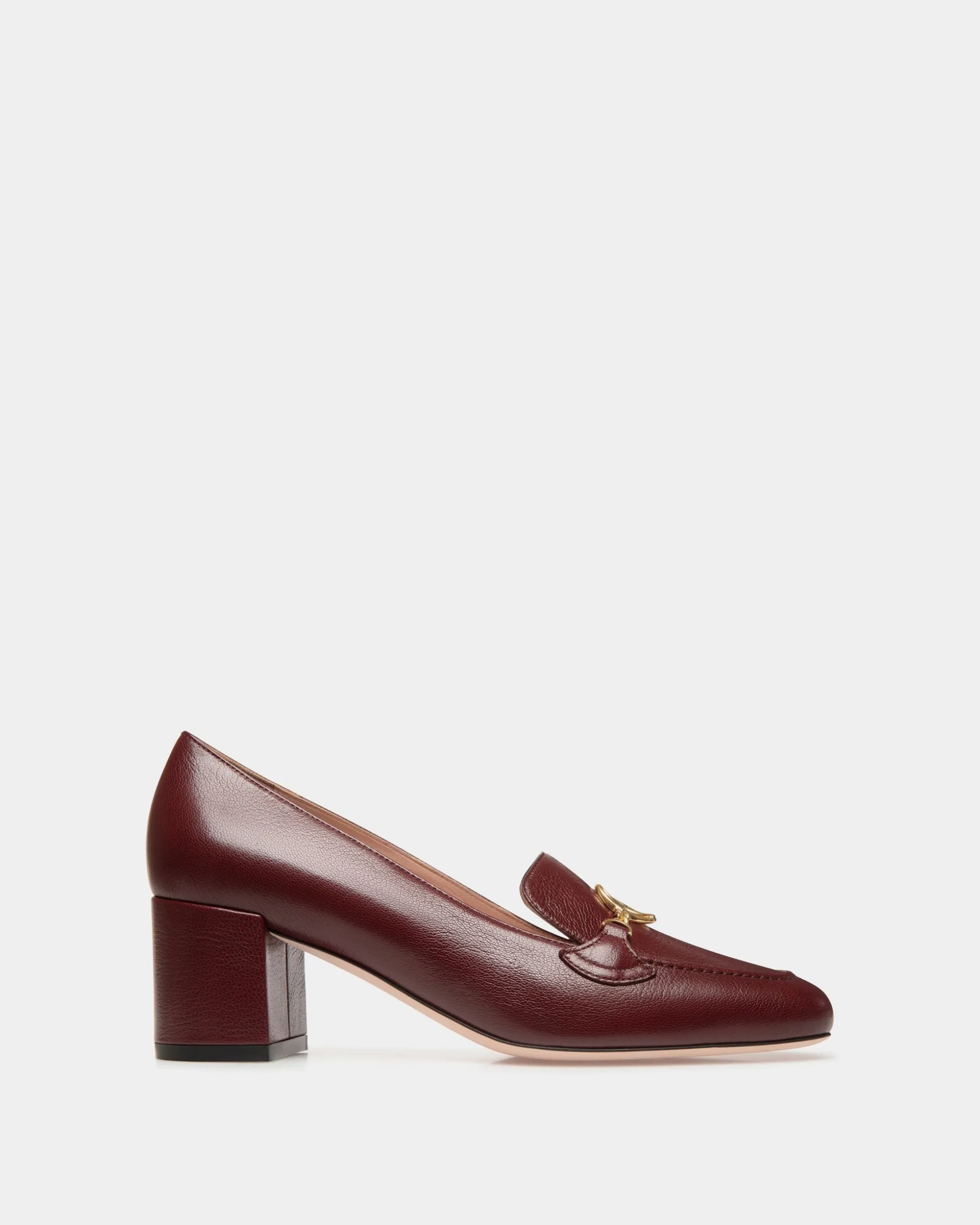 Daily Emblem Pump In Andorra Leather