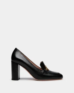 Daily Emblem Pump In Black Leather