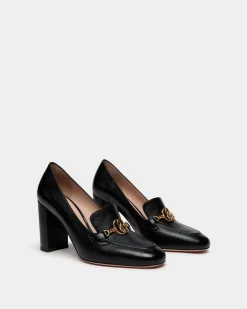 Daily Emblem Pump In Black Leather