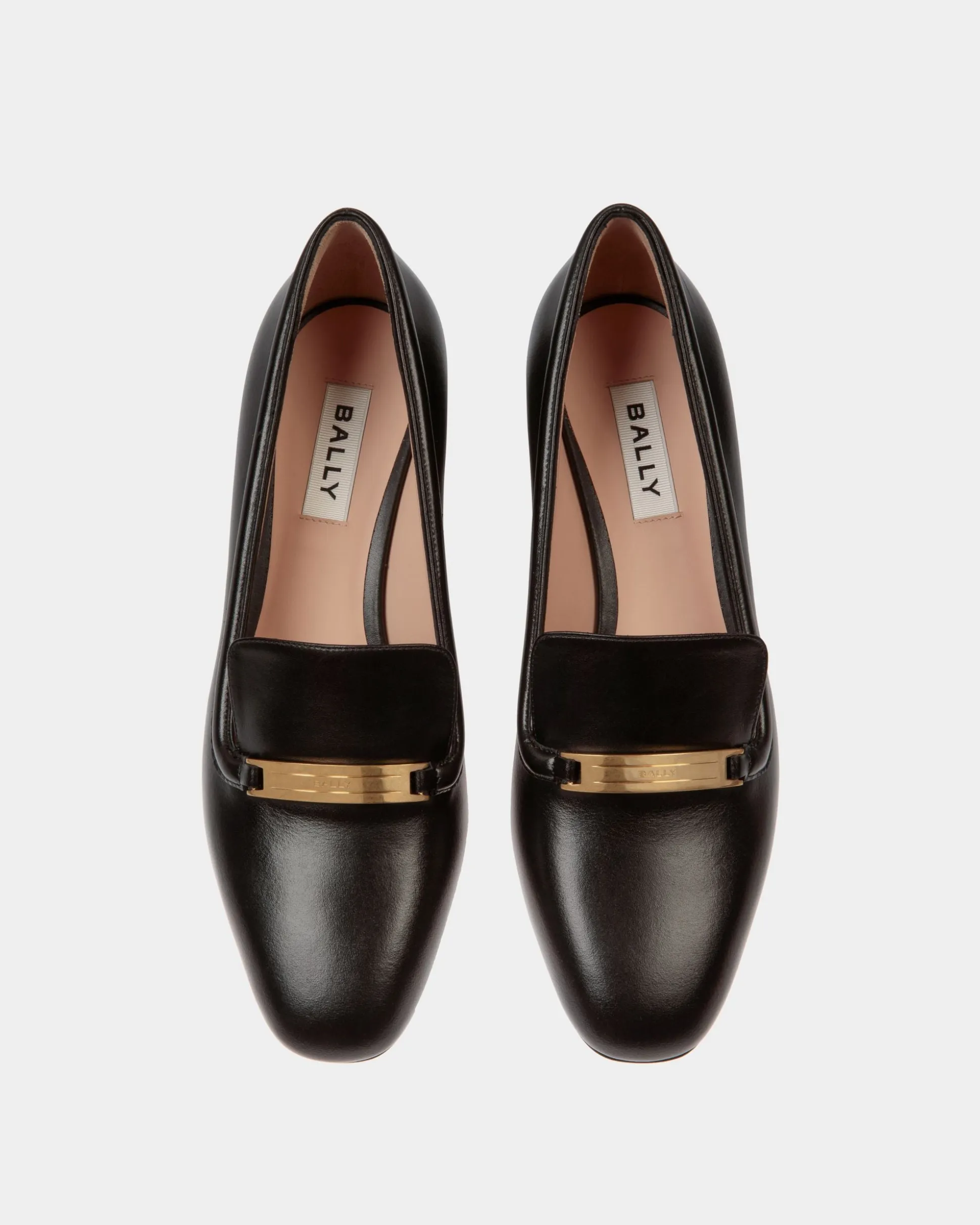 Deco Pump in Black Leather