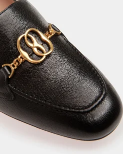 Emblem Pumps In Black Leather