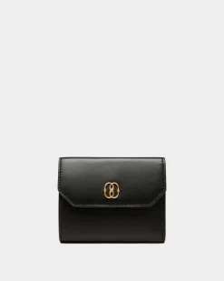 Emblem Wallet In Black Leather