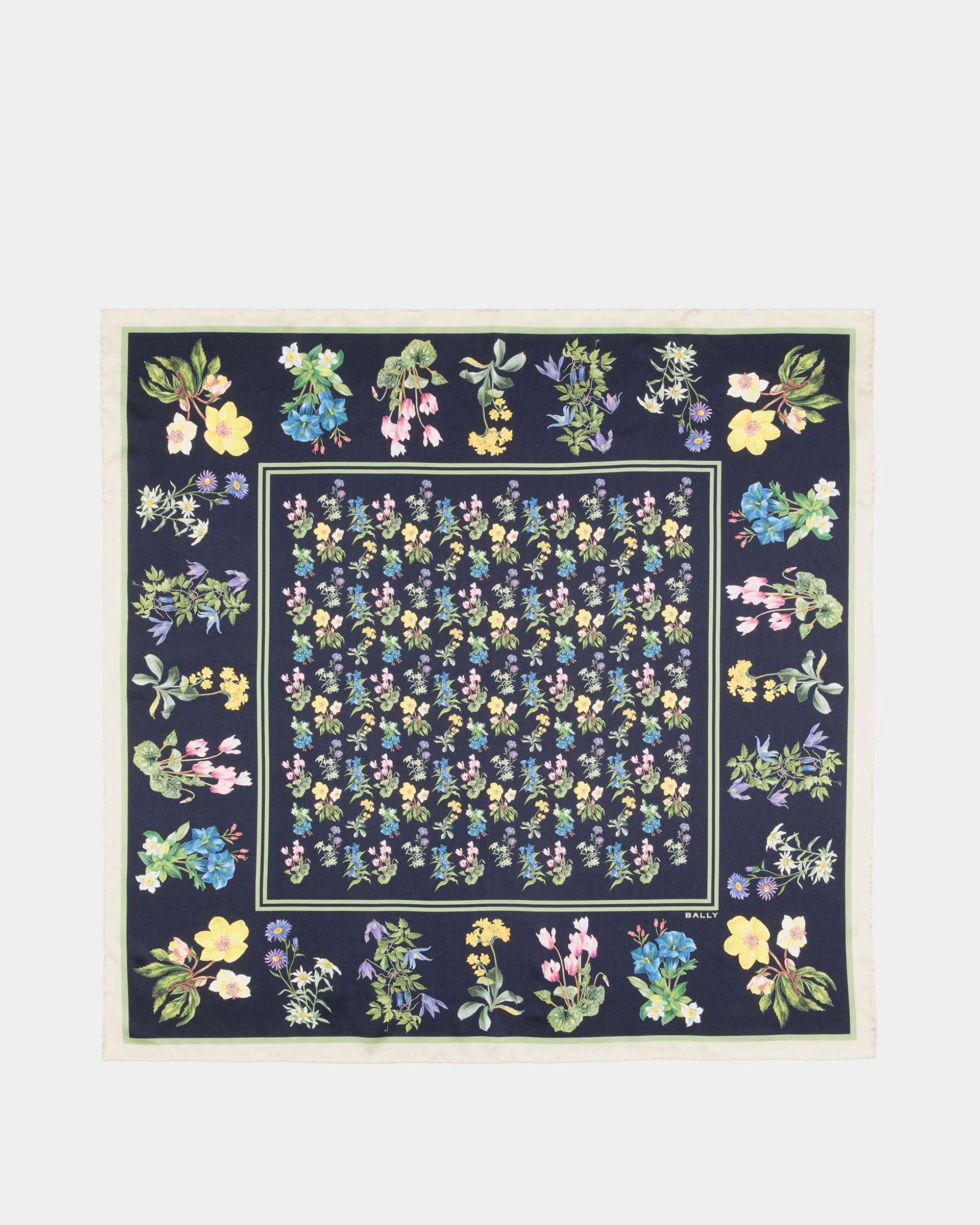 Foulard In Mountain Flower Print Silk