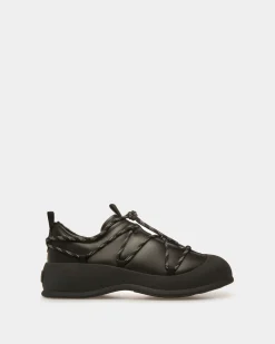 Frei Snow Boots In Black Leather
