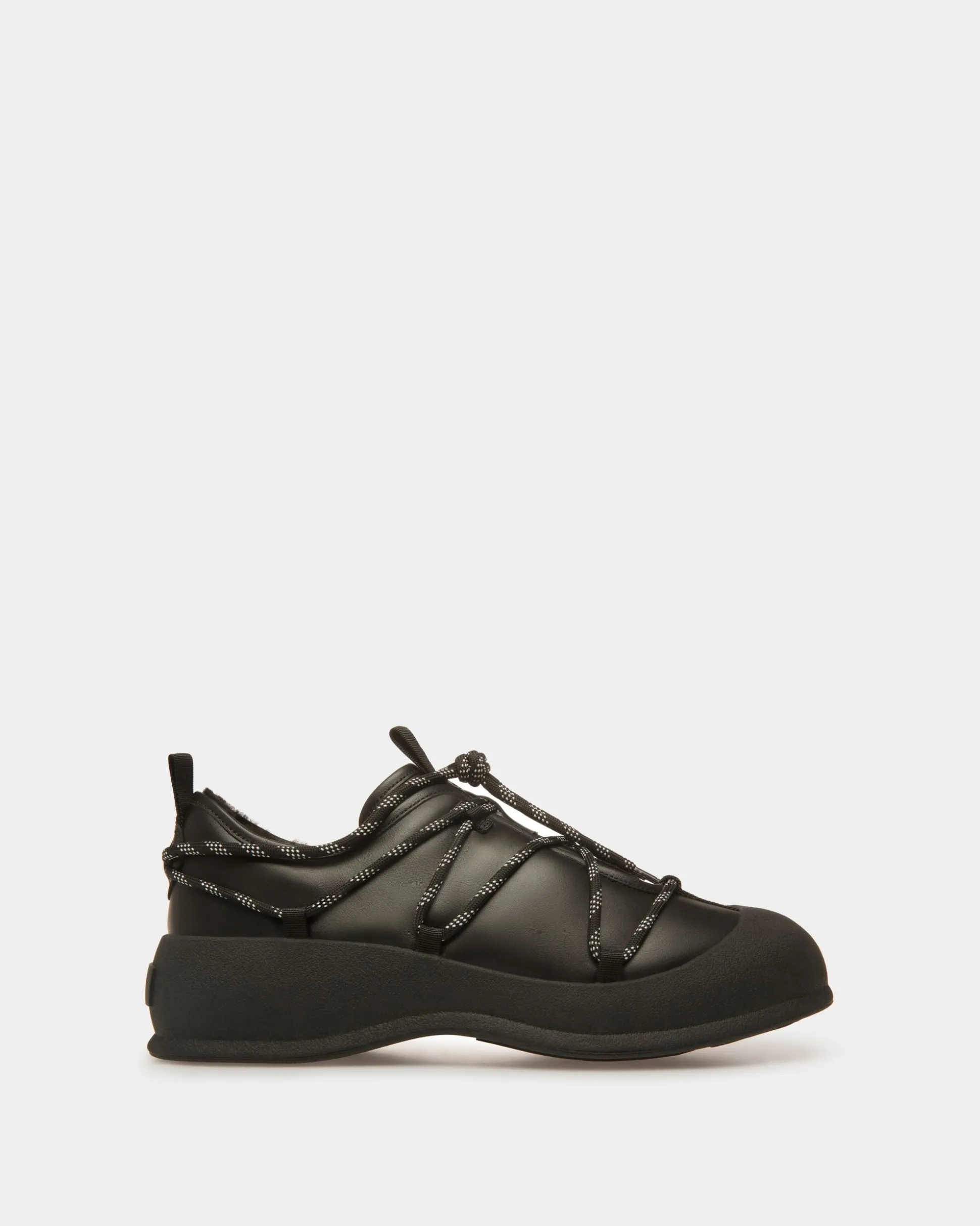 Frei Snow Boots In Black Leather
