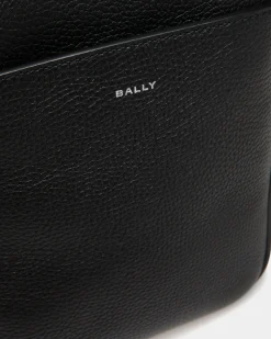 Oeden Crossbody Bag In Black Leather