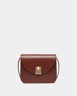 Ollam Crossbody Bag In Brown Leather
