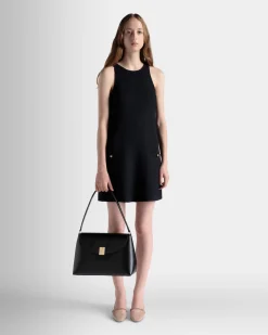 Ollam Shoulder Bag In Black Leather