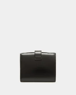 Ollam Wallet in Black Brushed Leather