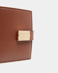 Ollam Wallet In Brown Leather