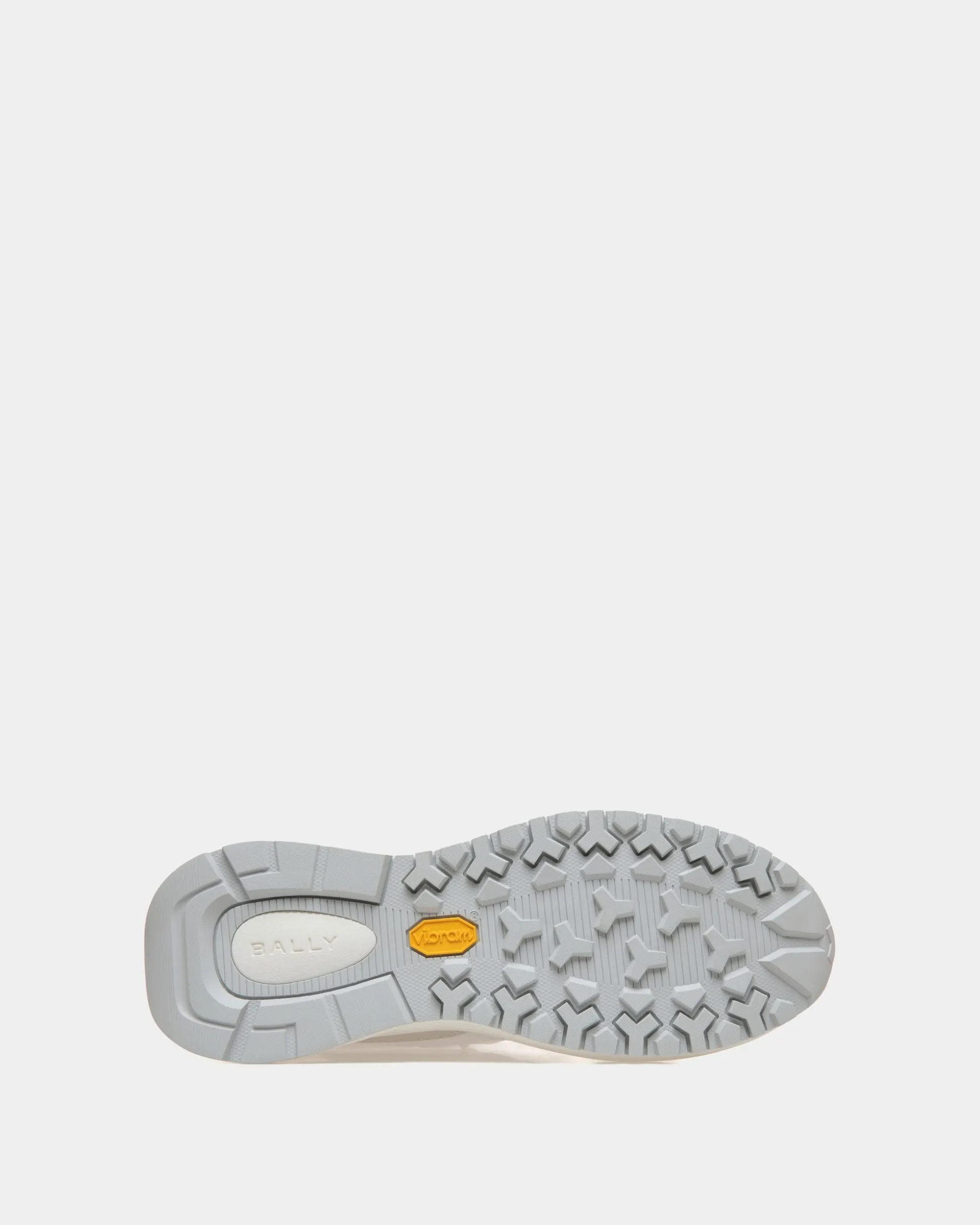 Outline Sneaker in White Knit Fabric