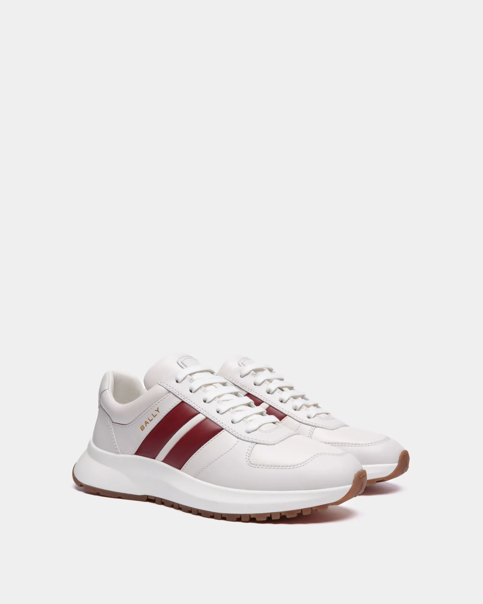 Outline Sneaker In White Leather