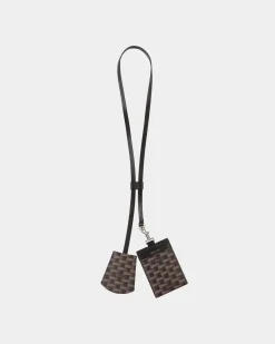 Pennant Keyring in Black Pennant Motif