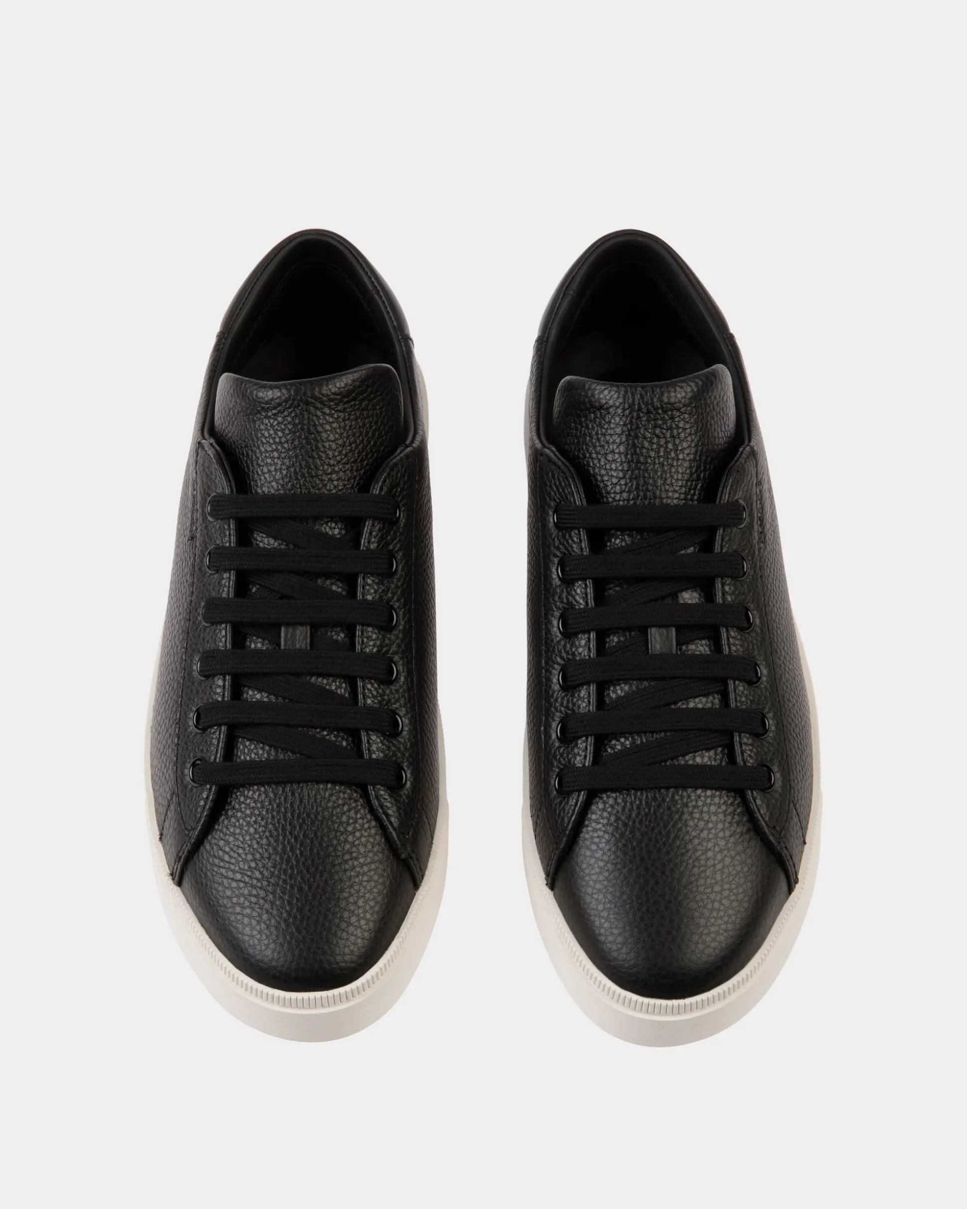 Raise Sneaker In Black Grained Leather