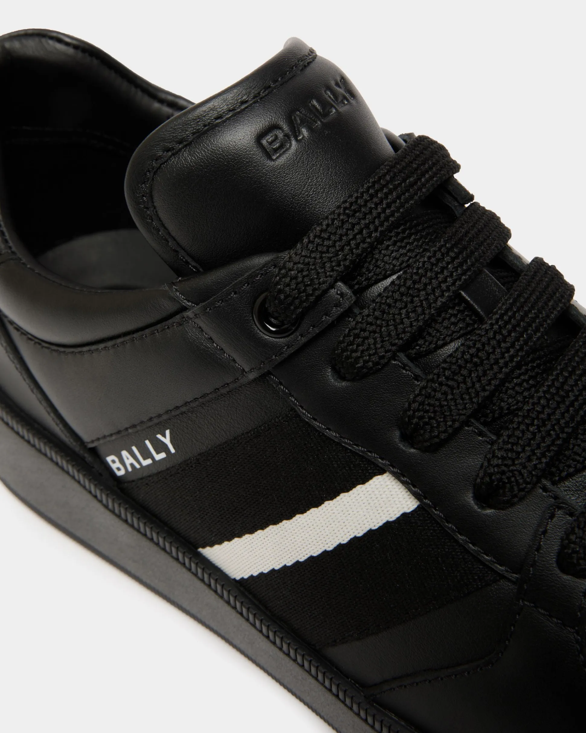 Raise Sneaker in Black Leather