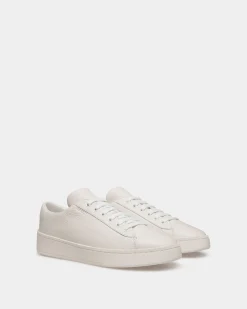 Raise Sneaker In White Grained Leather