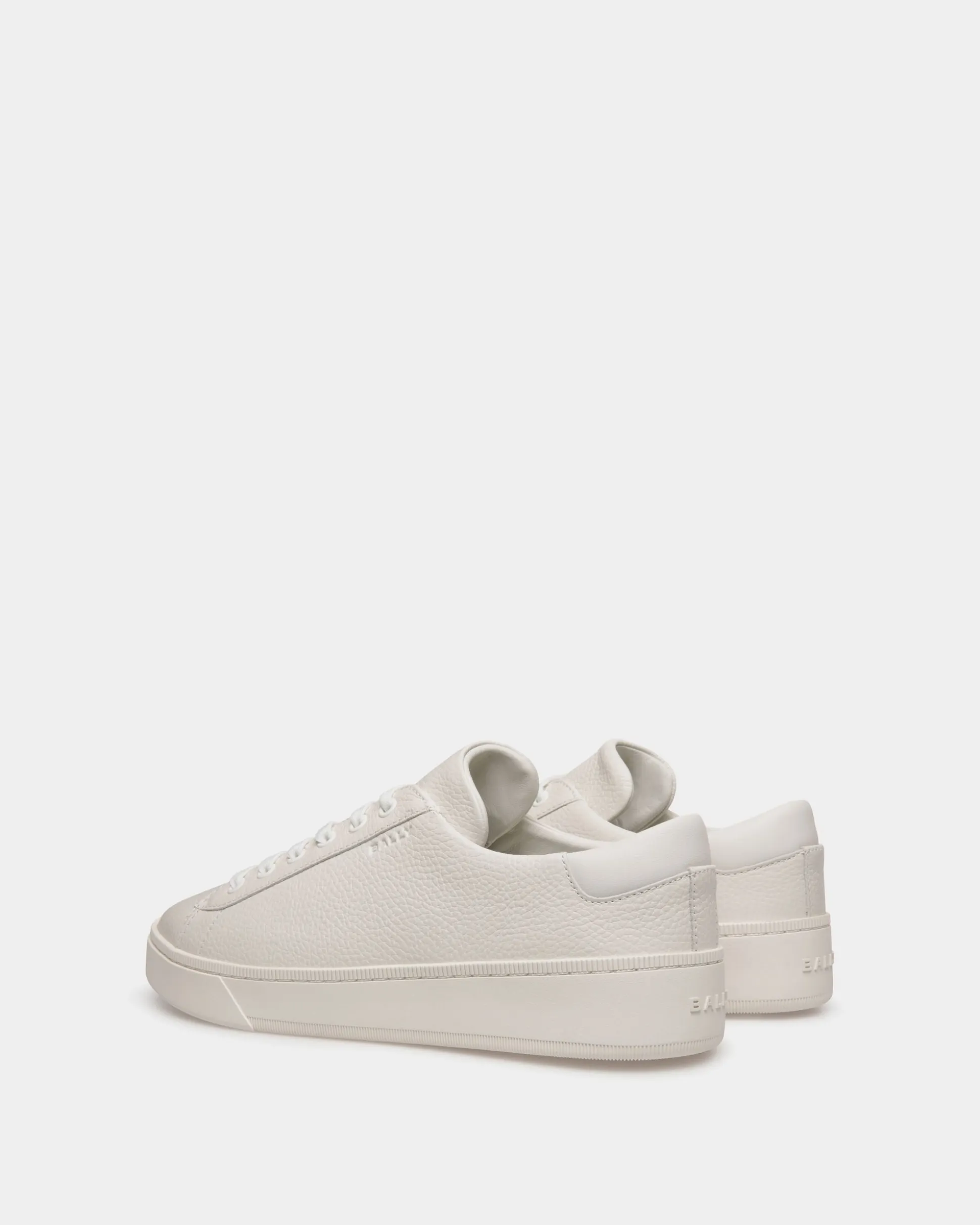 Raise Sneaker In White Grained Leather