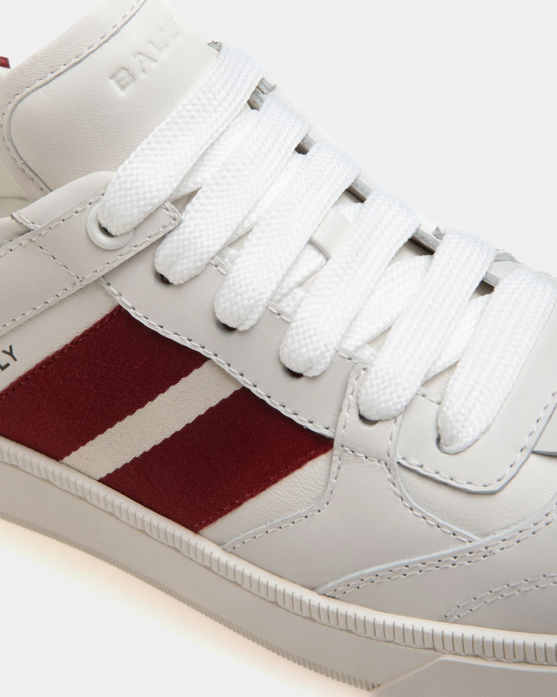 Raise Sneaker In White Leather