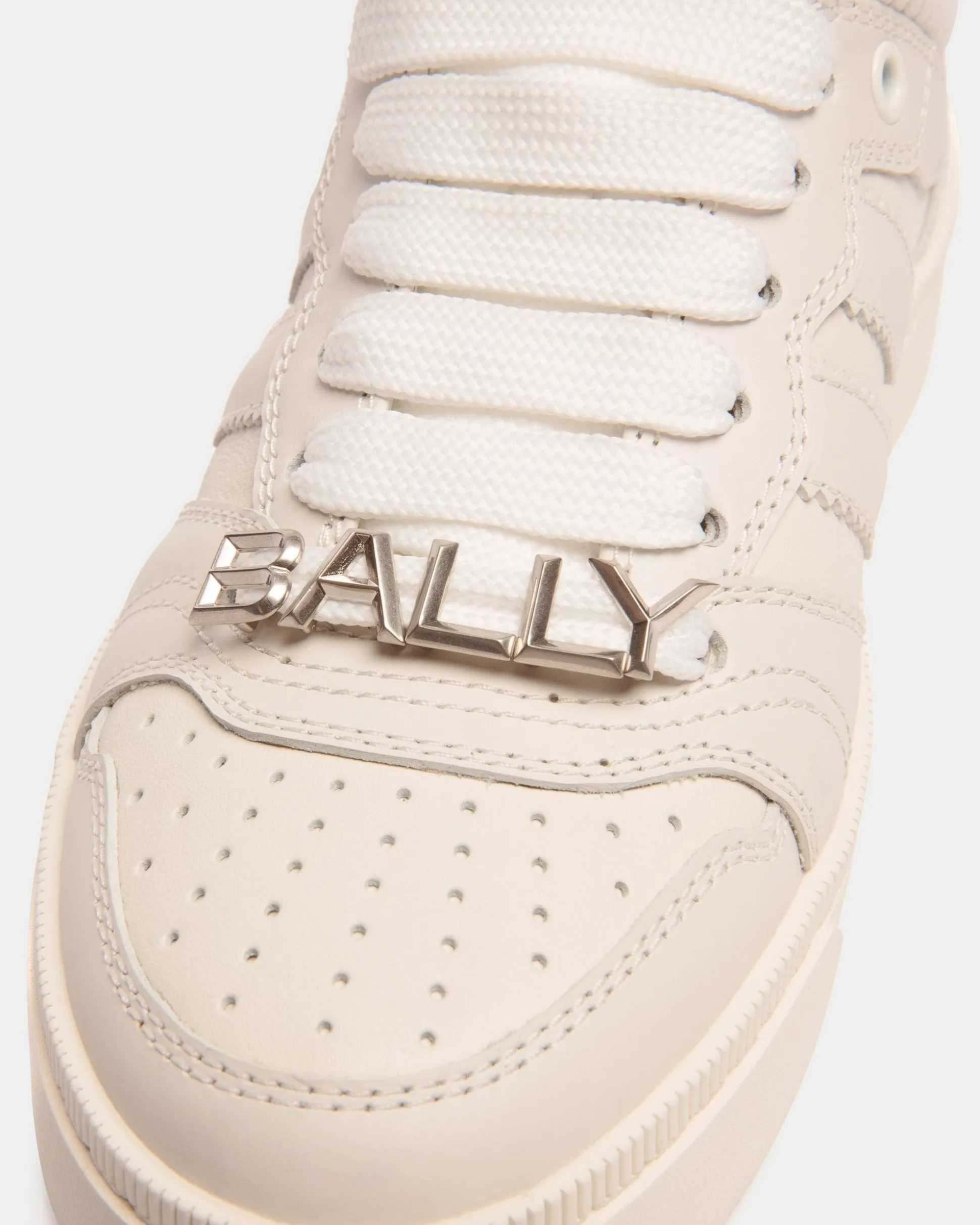 Raise Sneaker In White Leather