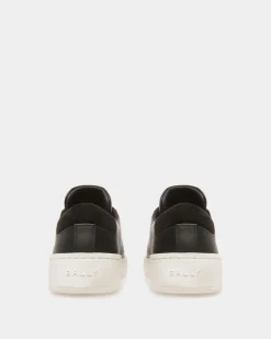 Raise Sneakers In Black And White Leather
