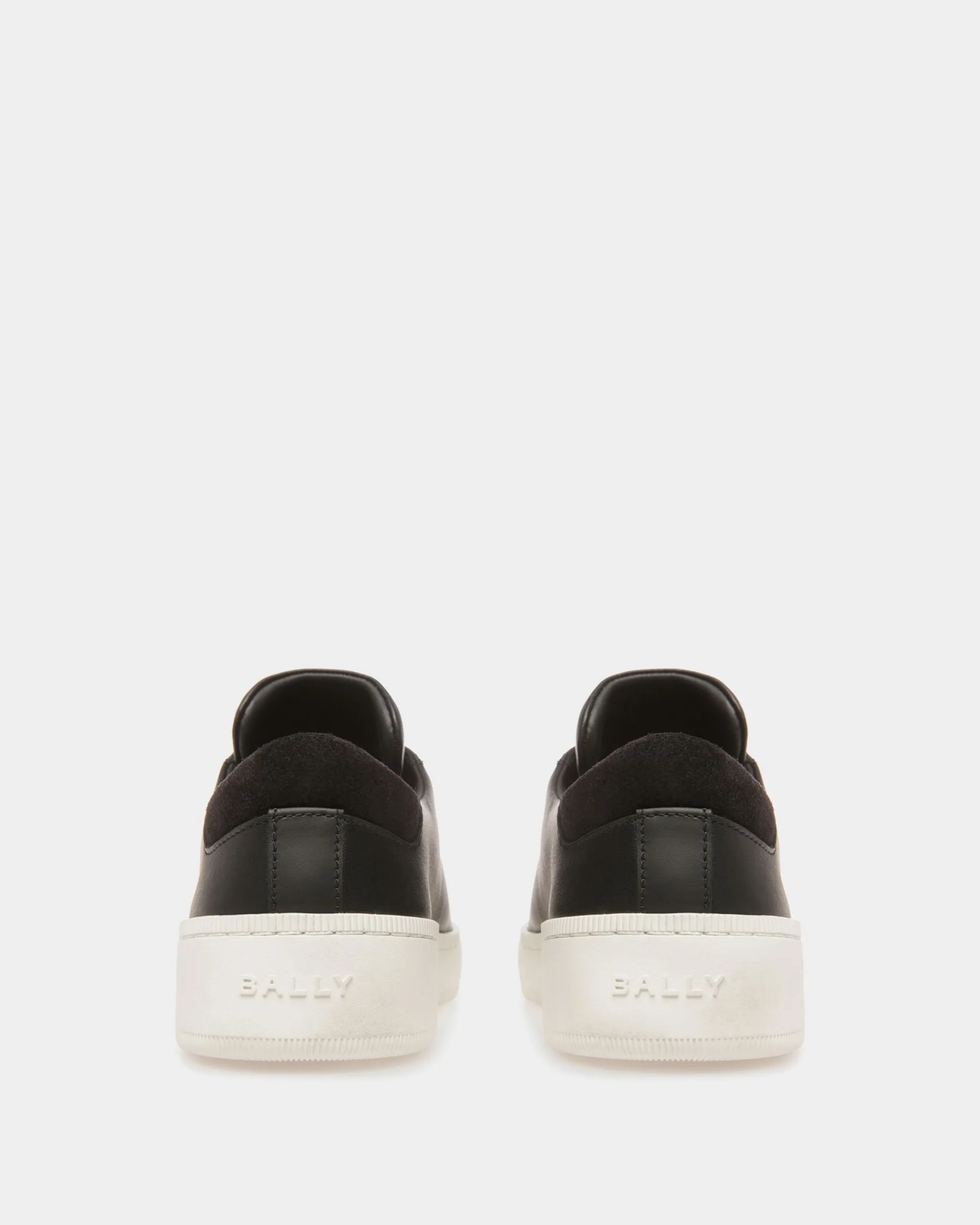 Raise Sneakers In Black And White Leather