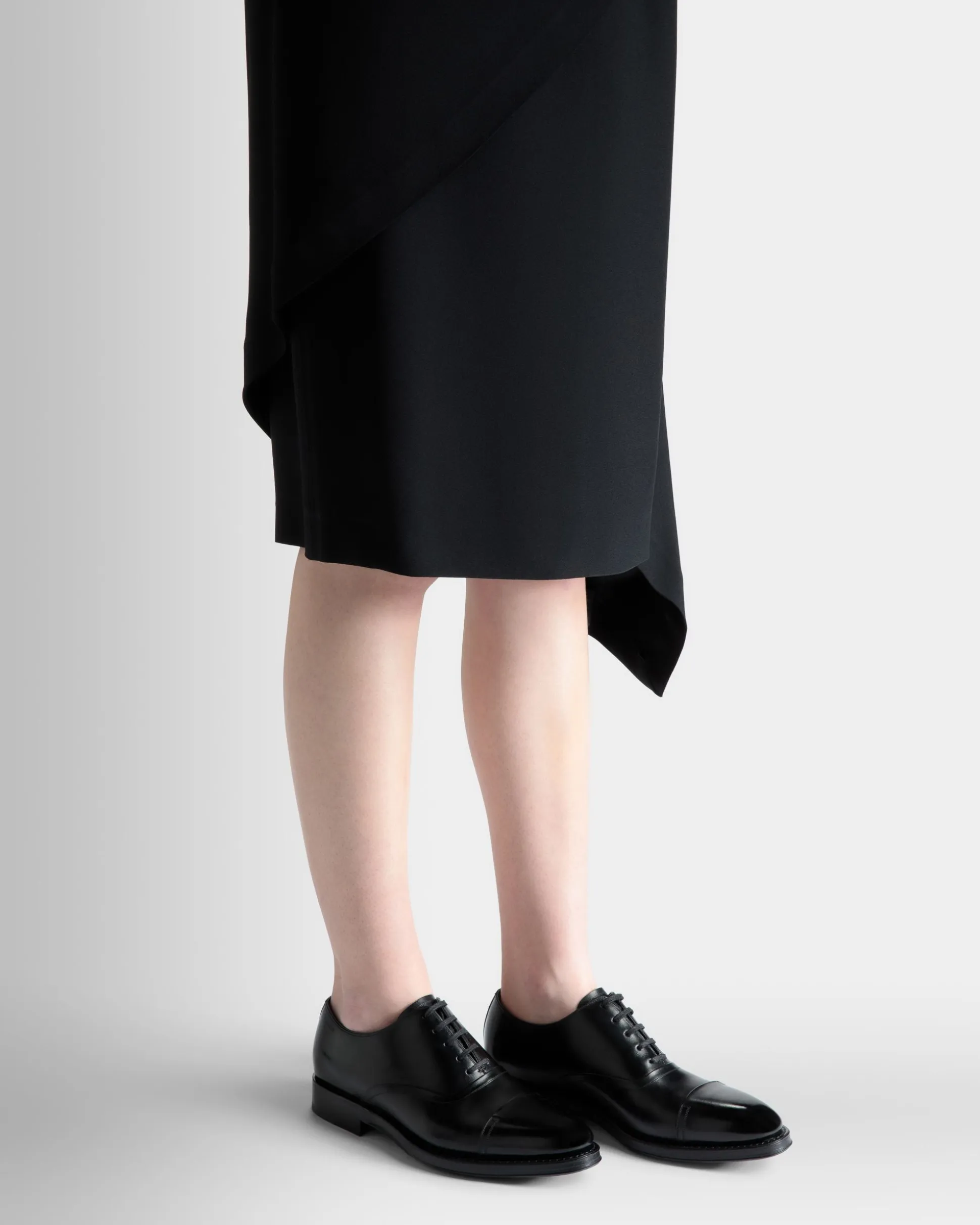 Scribe Un Oxford in Black Leather