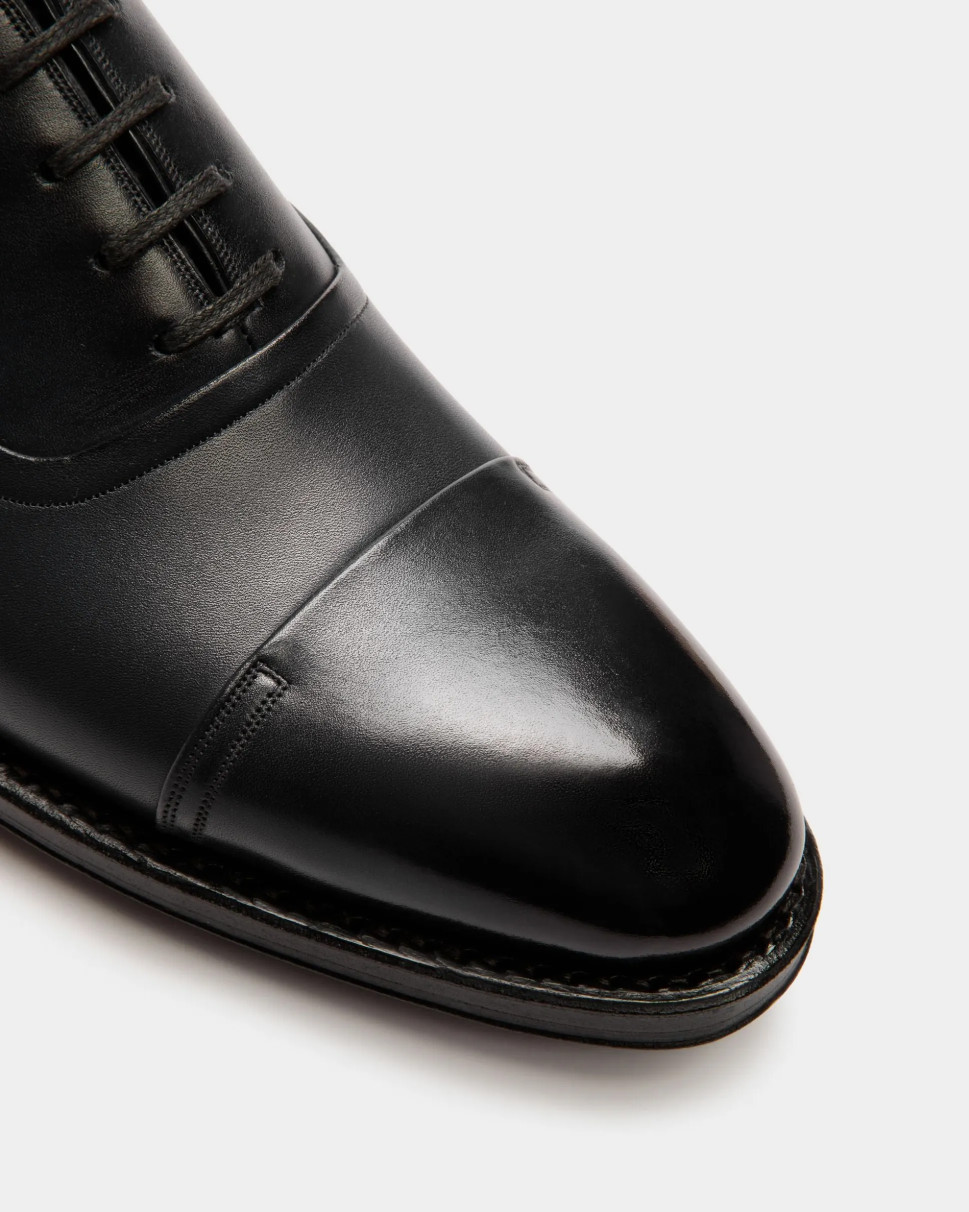 Scribe Un Oxford in Black Leather