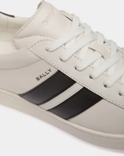 Tennis Sneaker in White and Black Leather