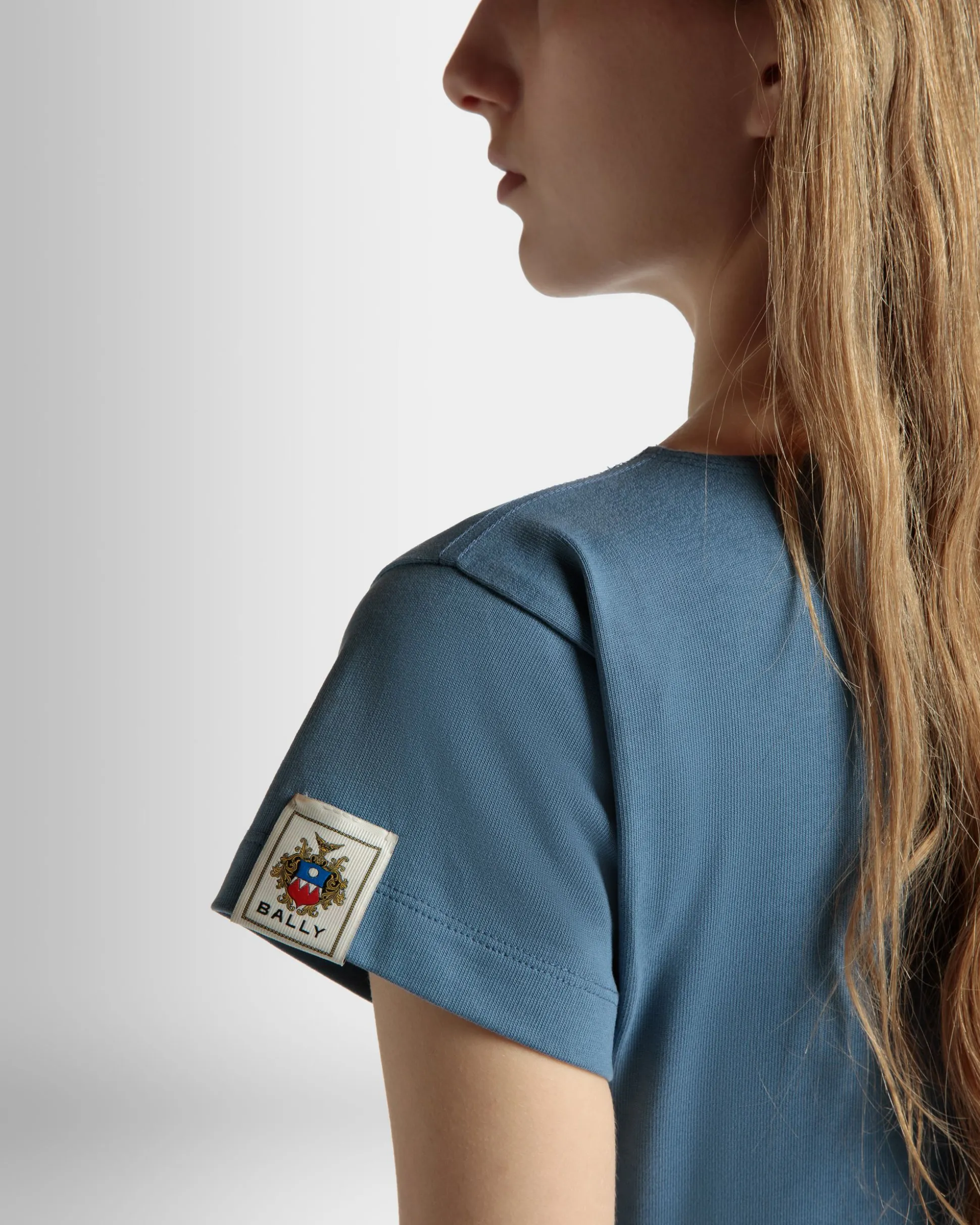 T-Shirt in Light Blue Cotton